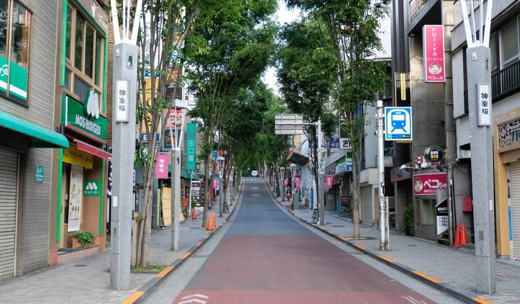 Kagurazaka là nơi cư trú của đông đảo người Pháp kagurazaka